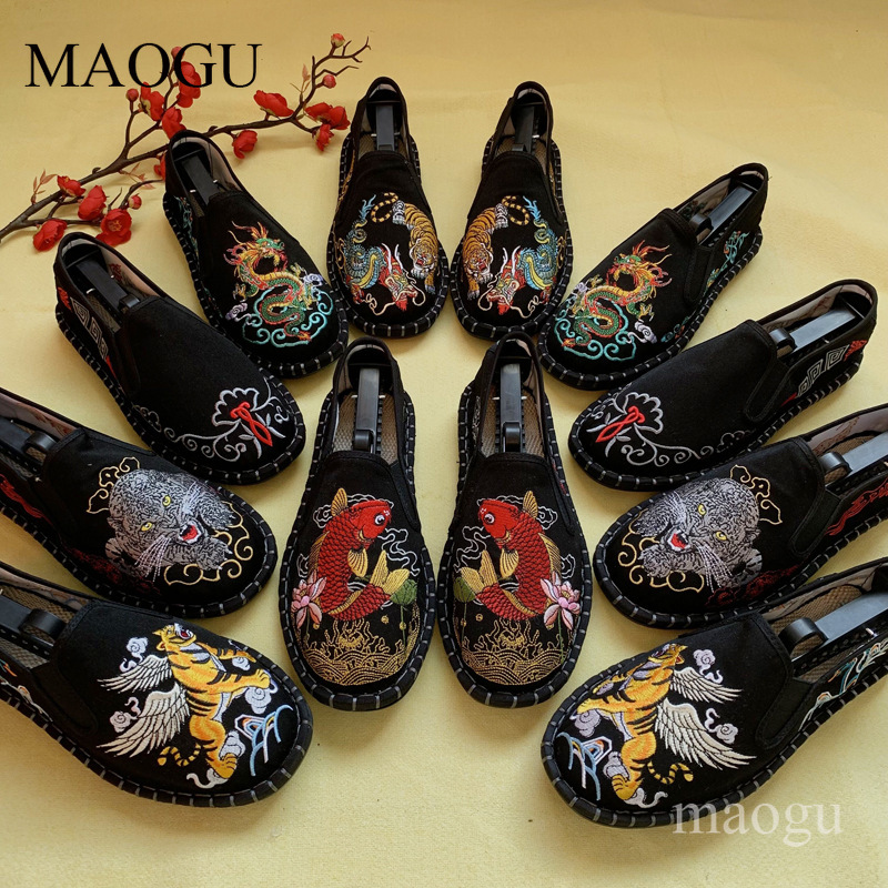 Embroidery Stitch - Sepatu Slip-On Bordir Gaya Cina Unisex,
