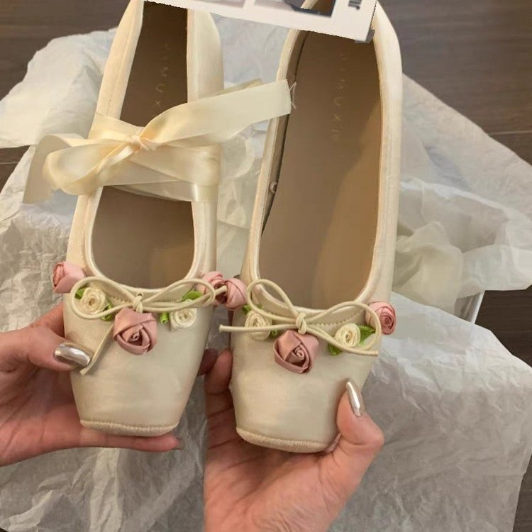Sepatu Wanita Model Flats Bow  - Embroidery Lace ulasan dan harga