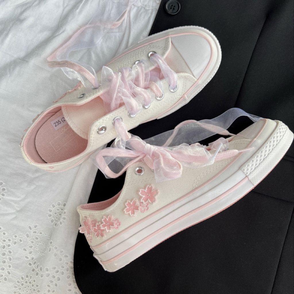 Sepatu Kanvas Bordir Wanita Ch - Embroidery Lace ulasan dan harga