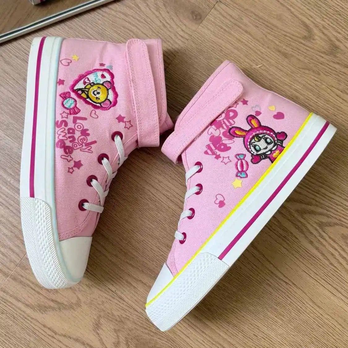 Sepatu Kanvas Pink Lucu Bordir - Embroidery Lace ulasan dan harga
