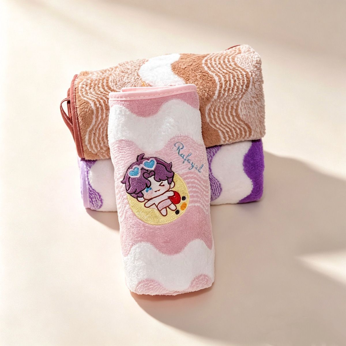 Handuk Tangan Anime Love and D - Embroidery Garments ulasan dan harga