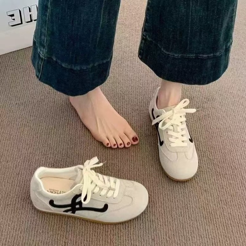 Sepatu Sneakers Wanita Vintage - Embroidery Lace ulasan dan harga