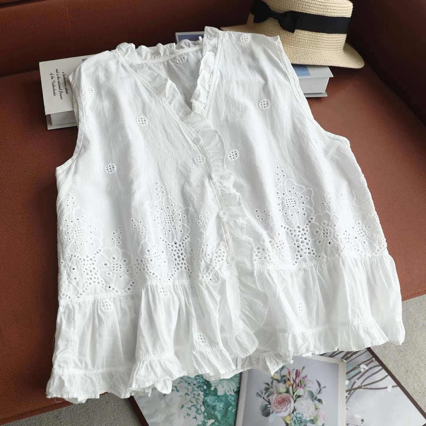 Atasan Wanita Tanpa Lengan Mod - Embroidery Vest ulasan dan harga