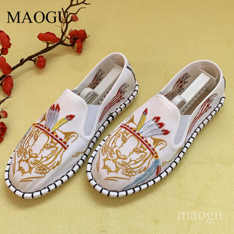 Sepatu Slip-On Bordir Gaya Cin - Embroidery Stitch ulasan dan harga